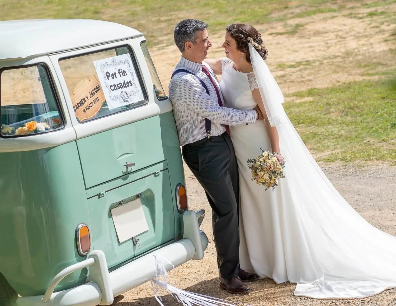 Coche de época para bodas — Legado Romano